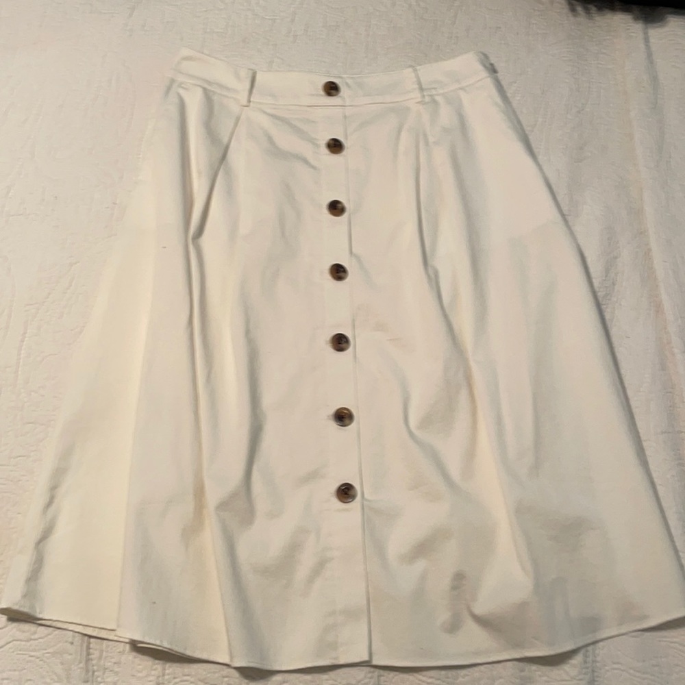 MIDI Skirt with pockets NWOT